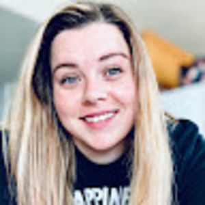 Meet your Posher, Corinne b.